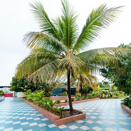 Treebo Green Village Resort - Goa Maneri  Экстерьер фото