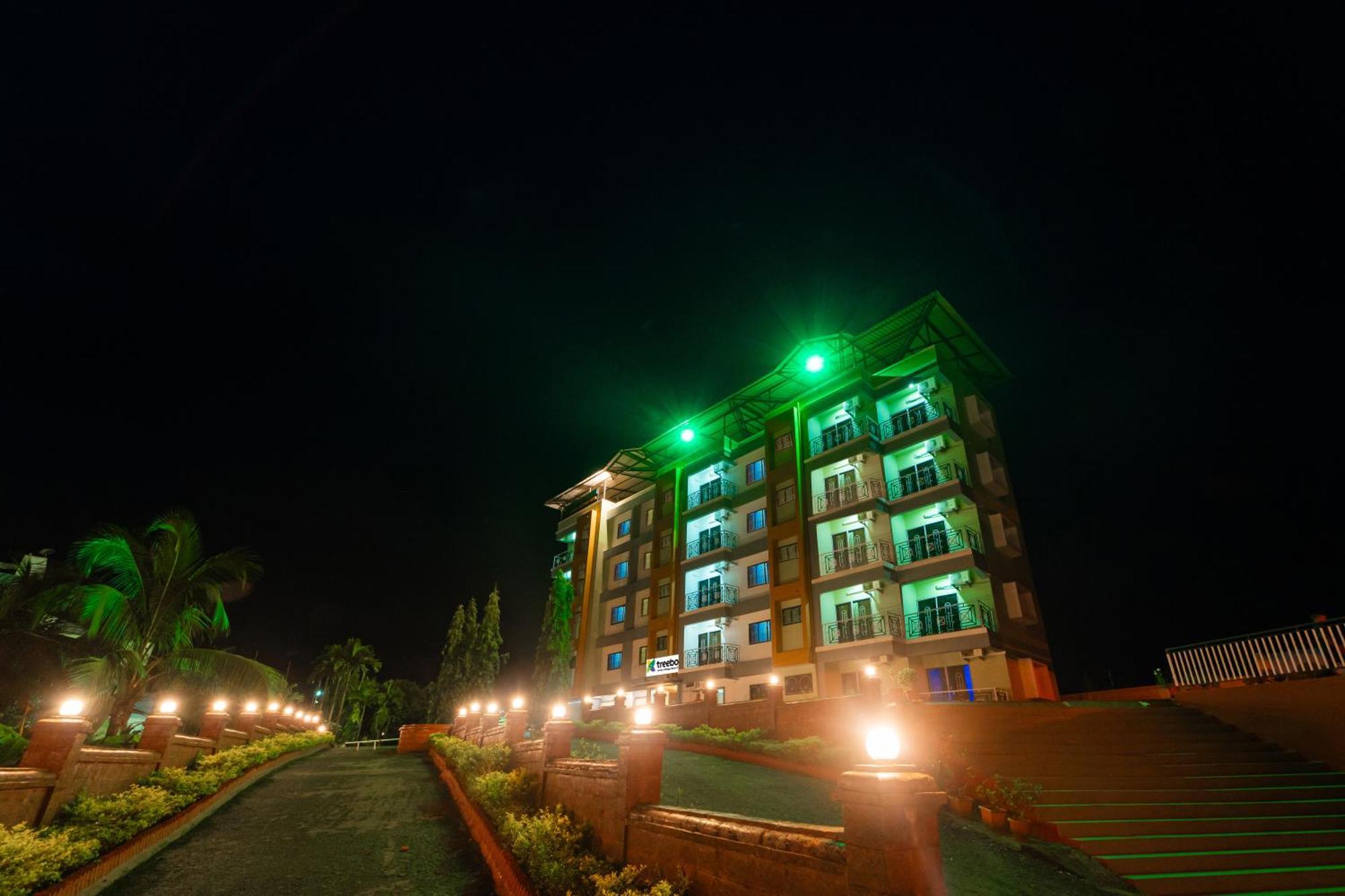 Treebo Green Village Resort - Goa Maneri  Экстерьер фото